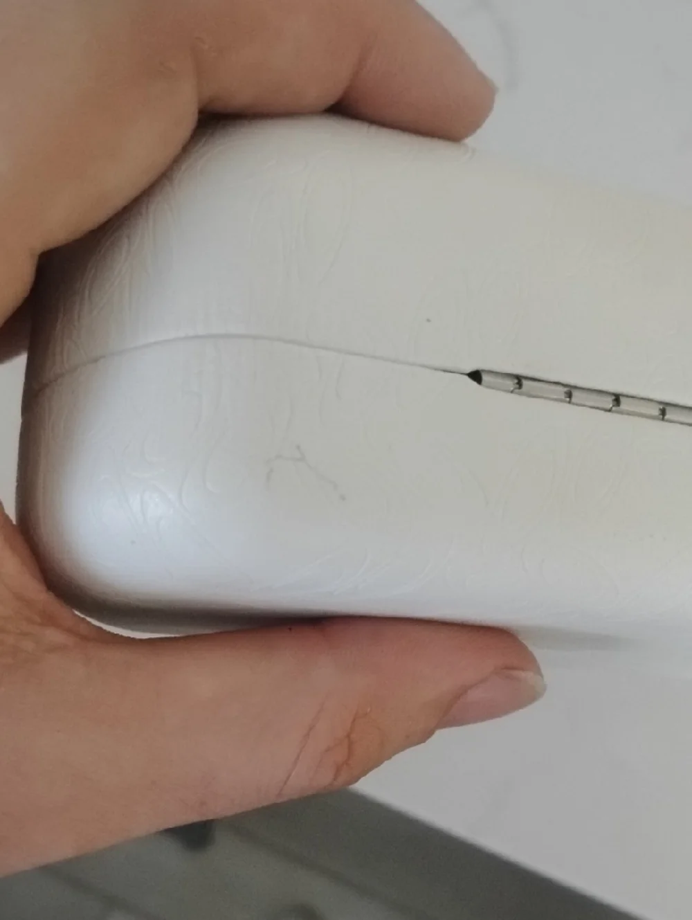 Oakley White Hard Shell Eyeglass Case